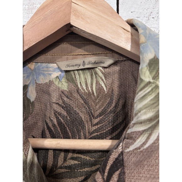 Tommy Bahama Shirt Mens L Multicolor Silk Hawaiian Floral Aloha Relax Read Des - Picture 6 of 7